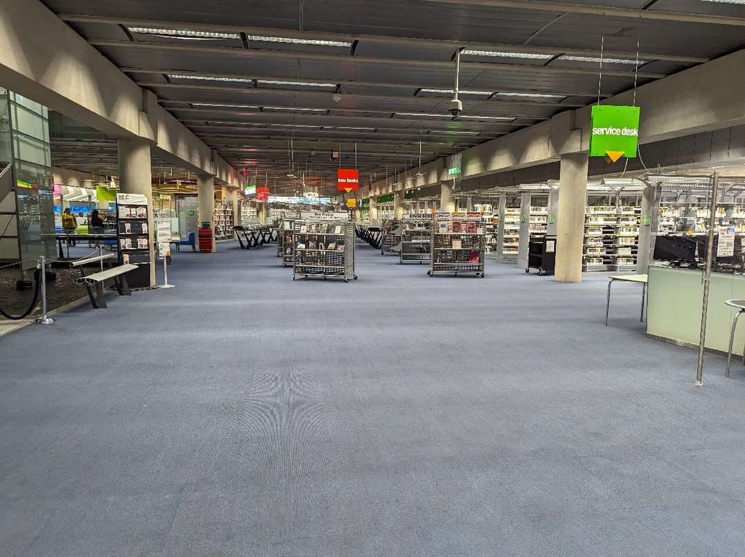 保顿·巴尔中央图书馆-凤凰城必去景点