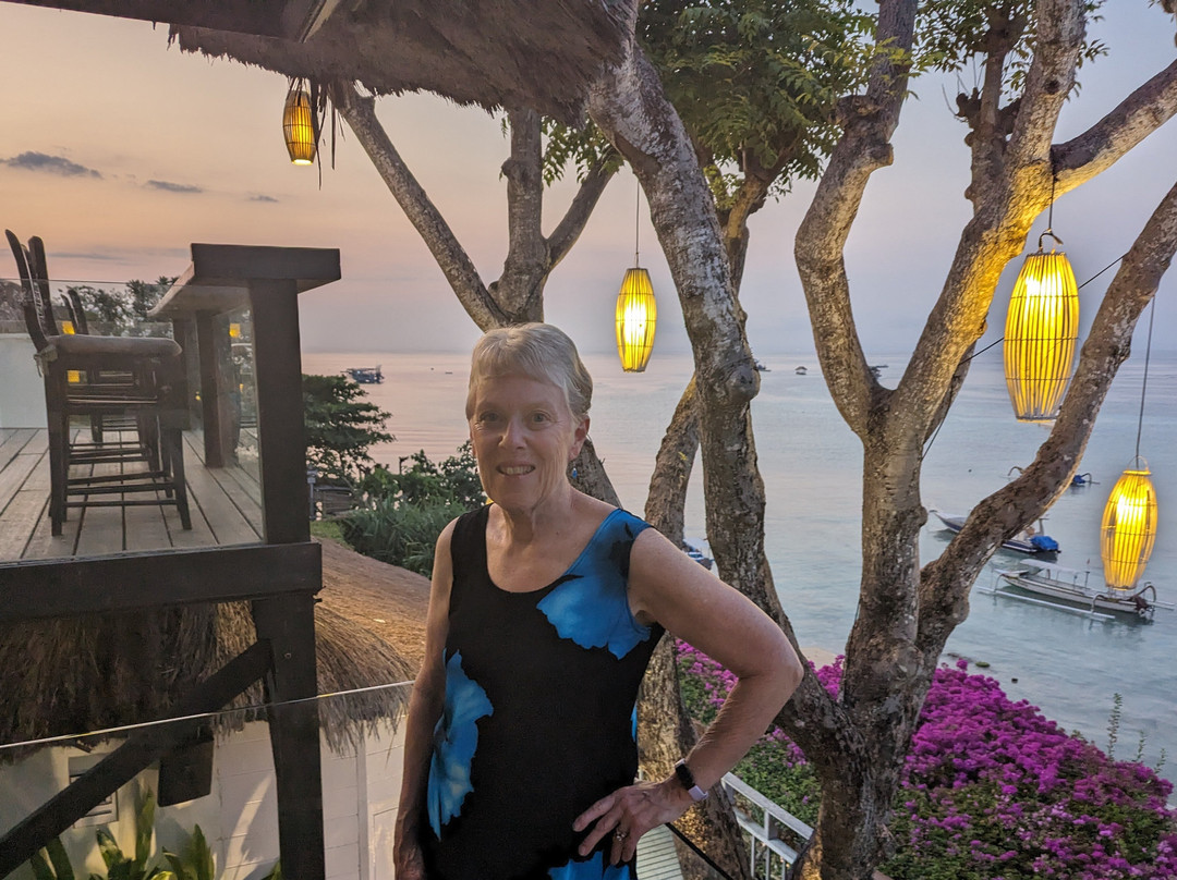 巴都卡朗蓝梦温泉假日酒店主图