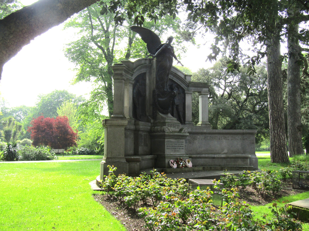 Titanic Engineer Officers Memorial景点图片