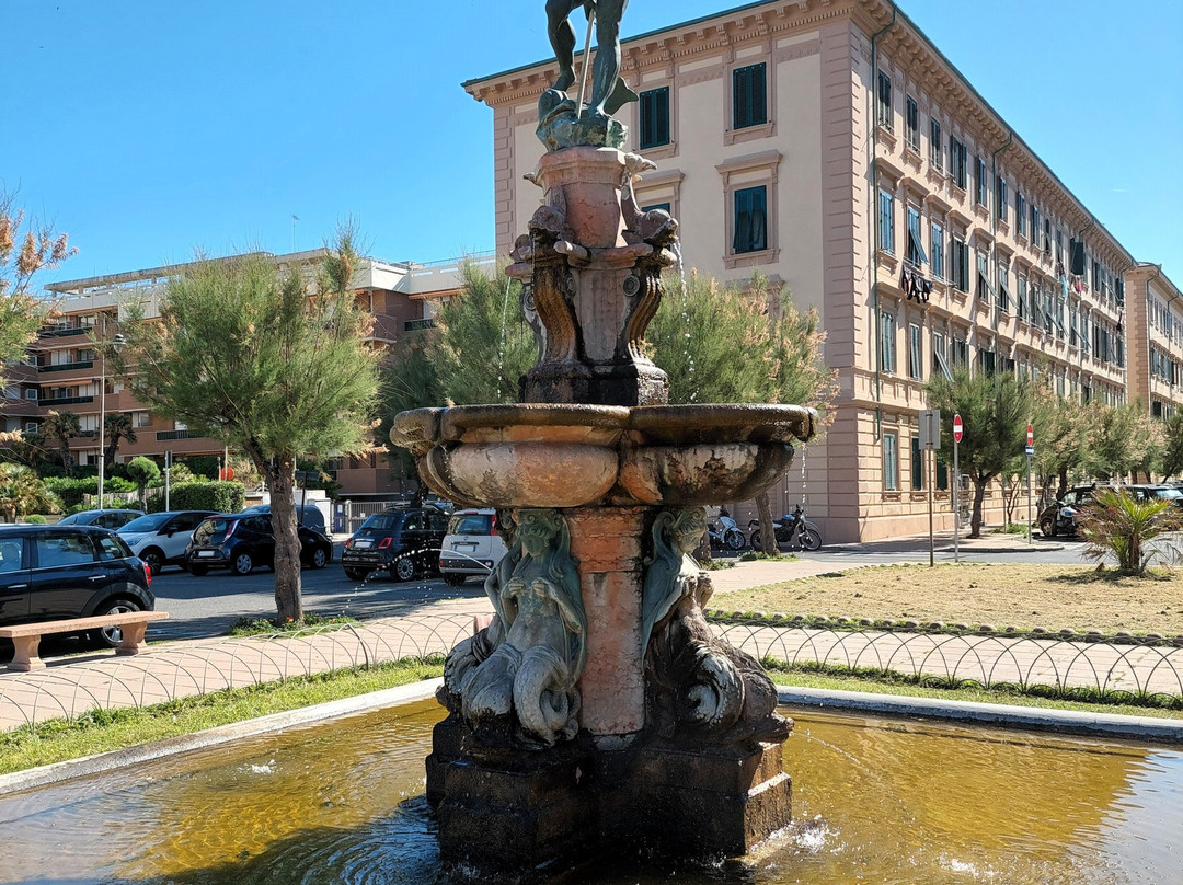 Fontana del Nettuno景点图片