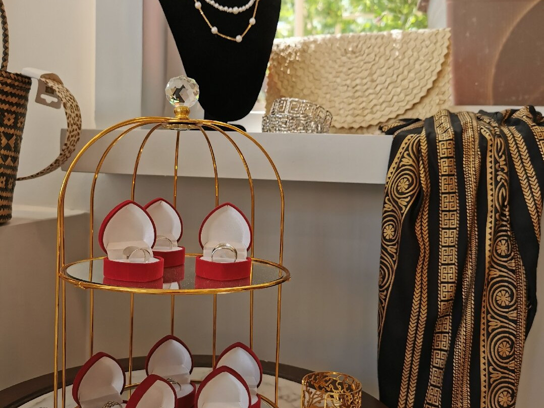 Benitses旅游景点-Jenny boutique