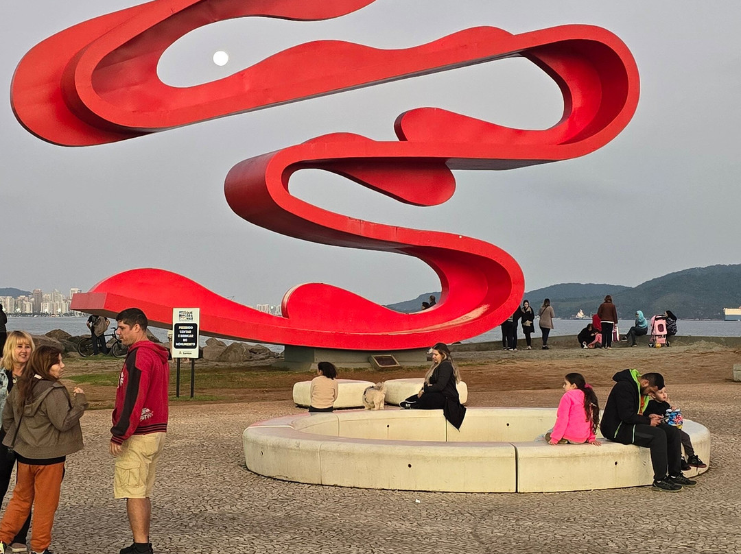 Escultura Tomie Ohtake-桑托斯必去景点