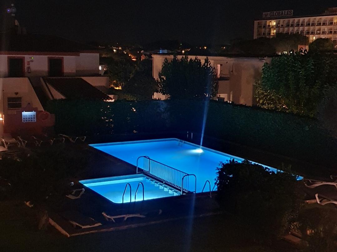 Fiesta Park Apartments主图