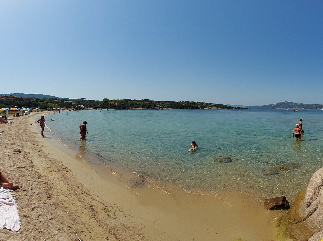 Spiaggia della Cala Li Mucchi Bianchi-Baia Sardinia必去景点