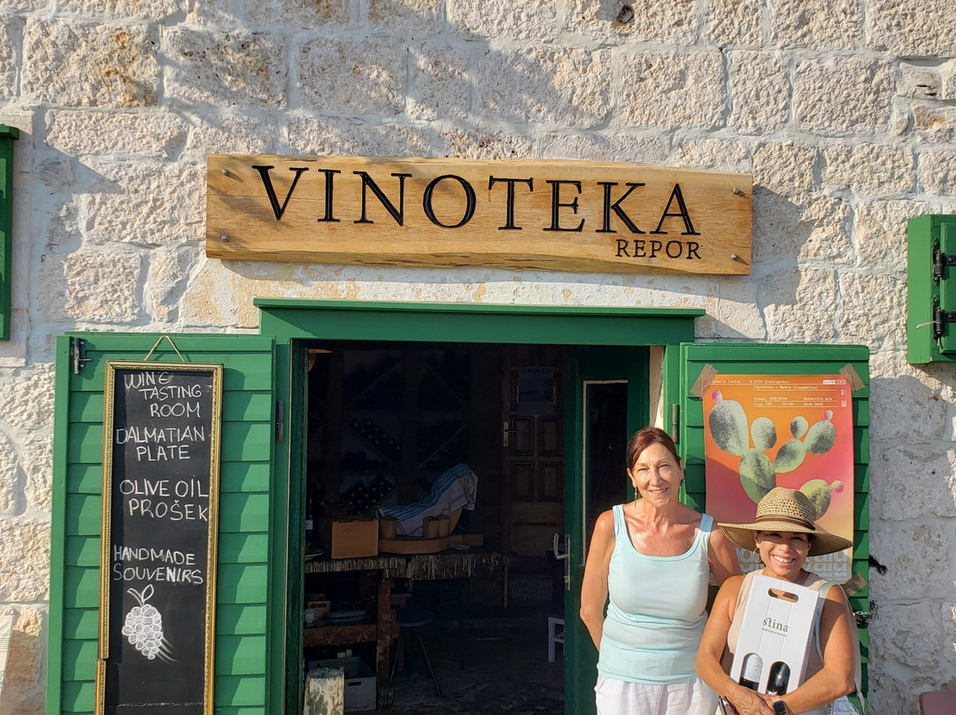 Vinoteka Repor景点图片