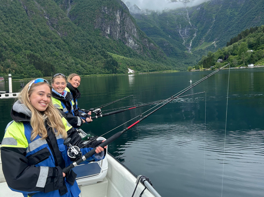 Balestrand Fjord Angling景点图片