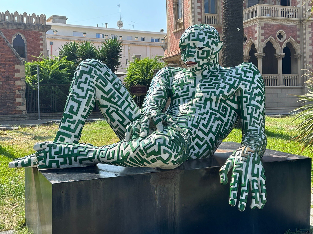 Opere di Rabarama景点图片