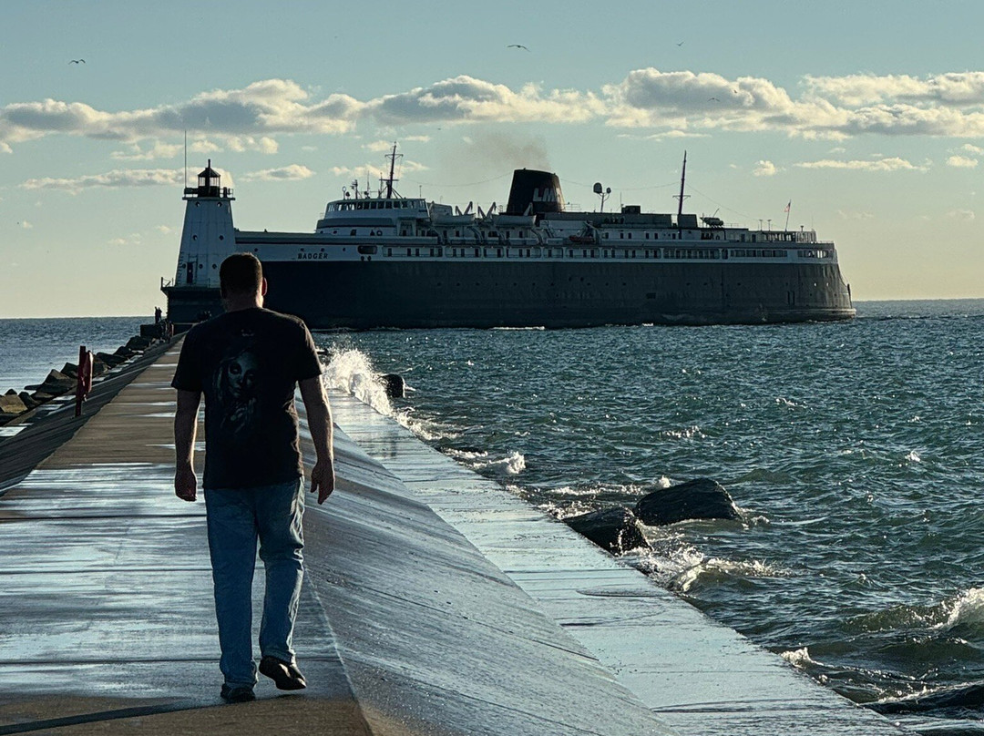 Ludington North Breakwater Light-拉丁顿必去景点