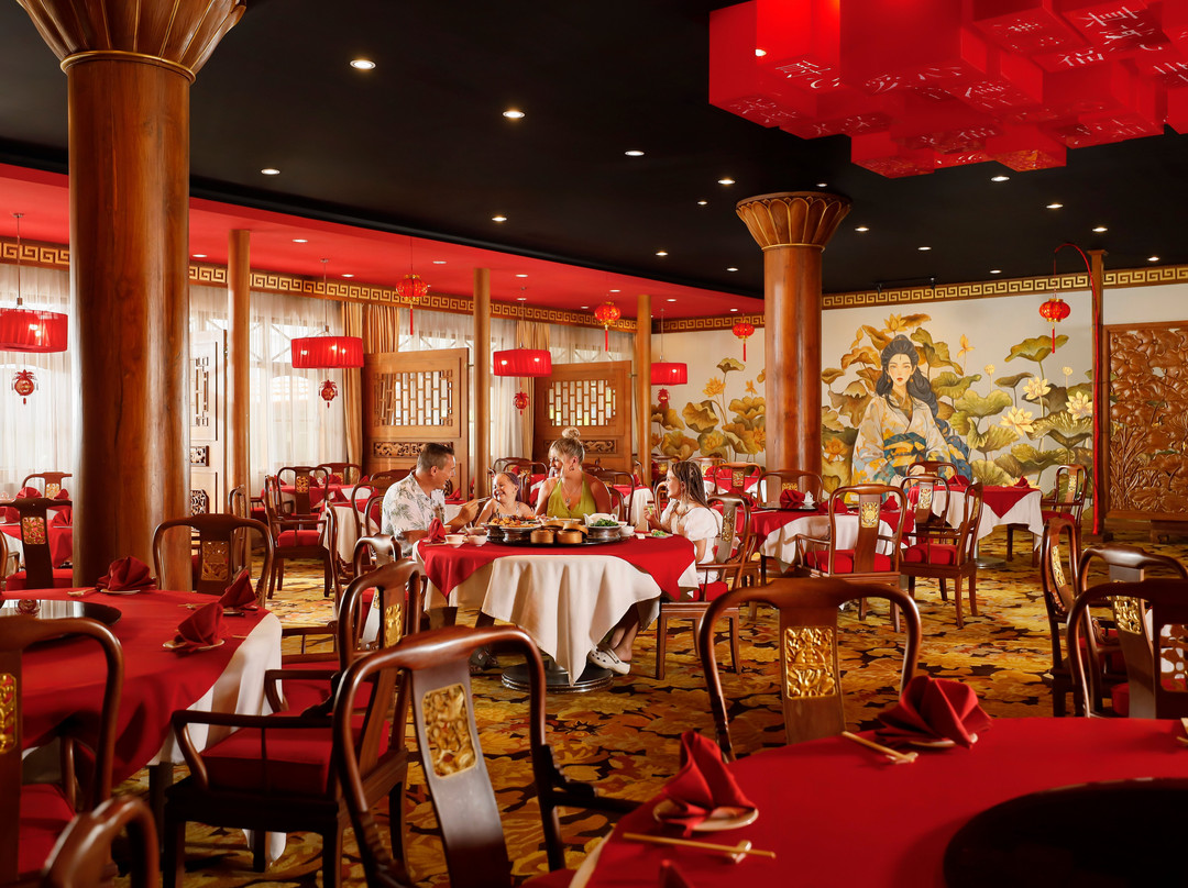 Golden Lotus Restaurant