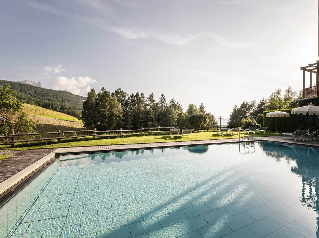 蒂内斯阿尔卑斯休闲木屋主图