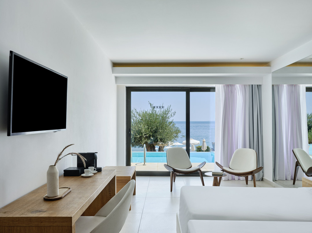 Atlantica Nissaki Beach主图