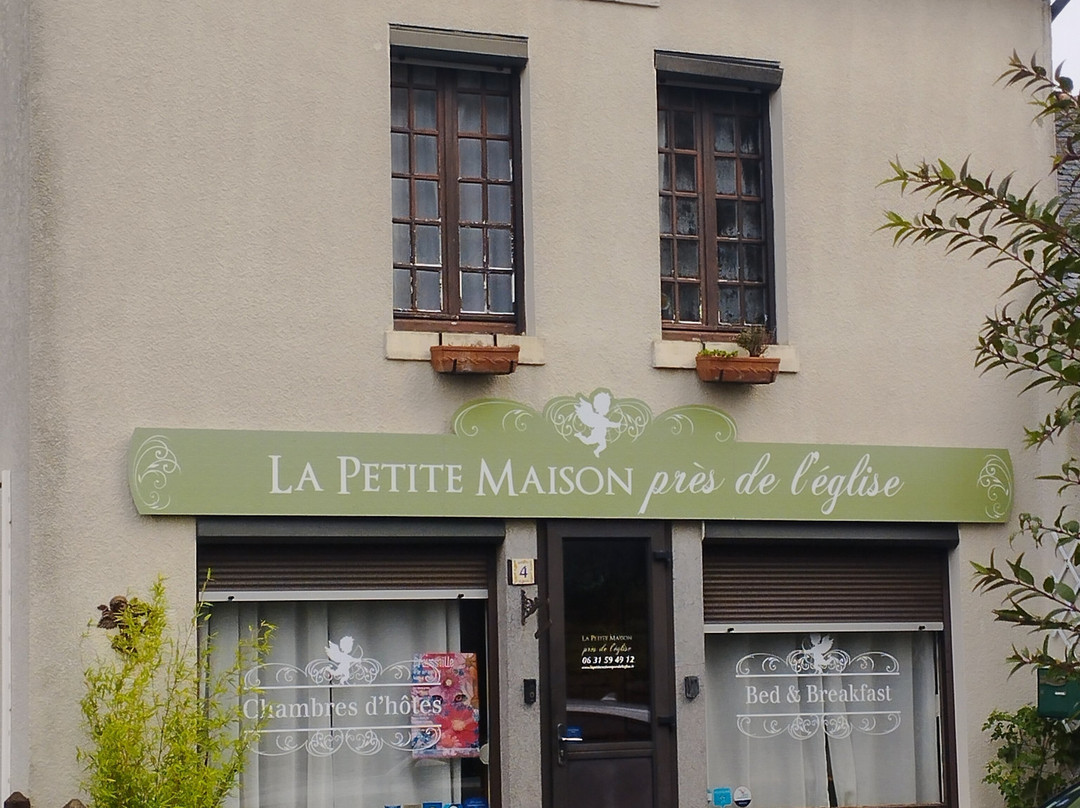 La Petite Maison Près de l'Eglise主图