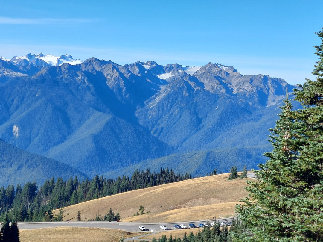 Cirque Rim Trail景点图片