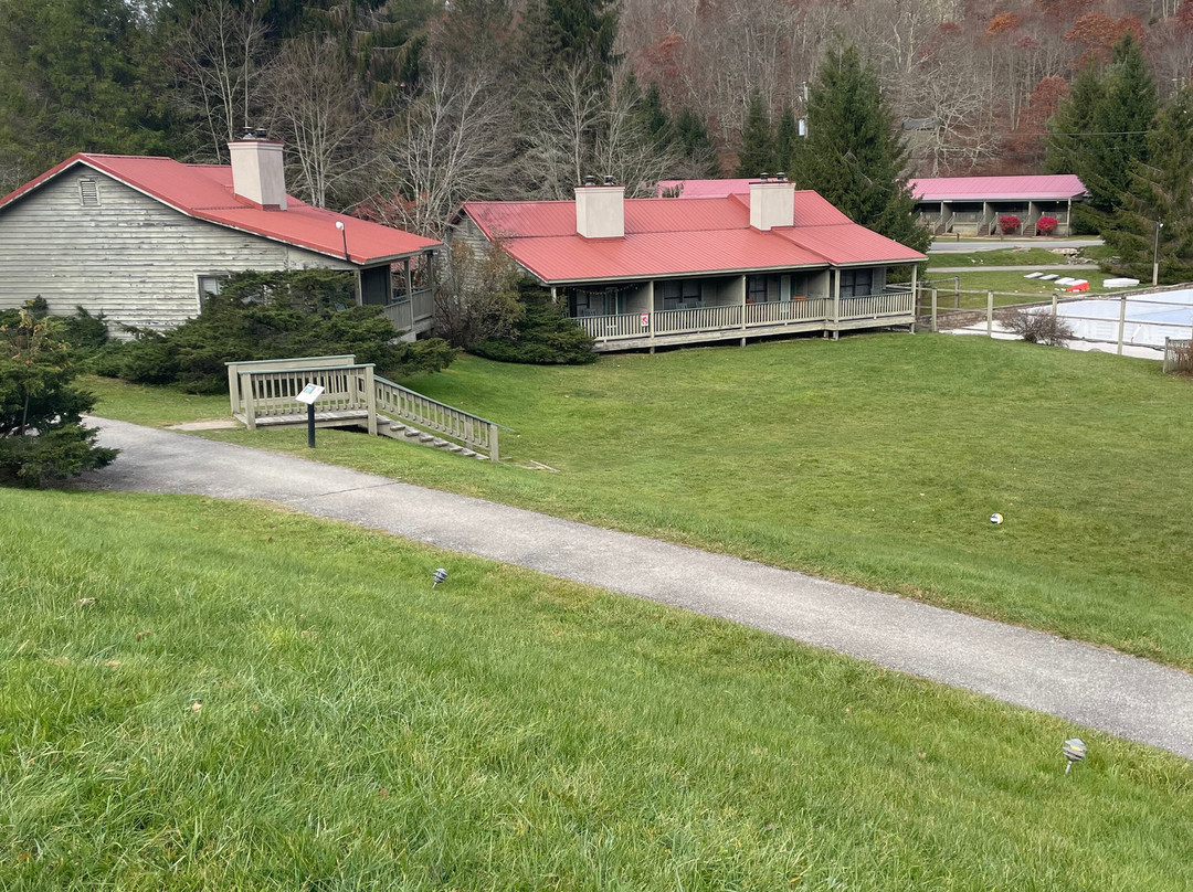 Mountain Lake Lodge主图