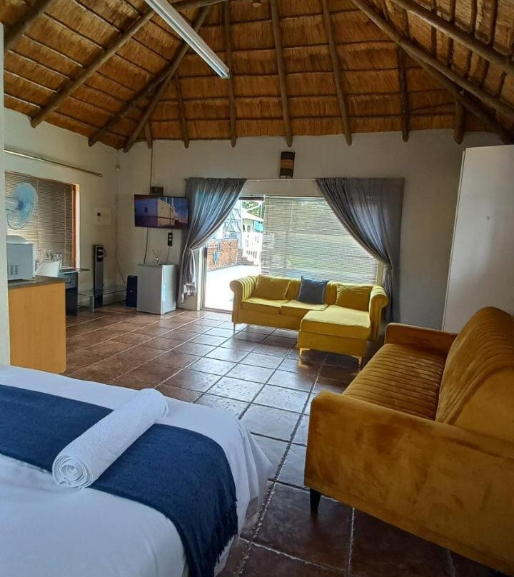28 at Van Den BOS International Guesthouse