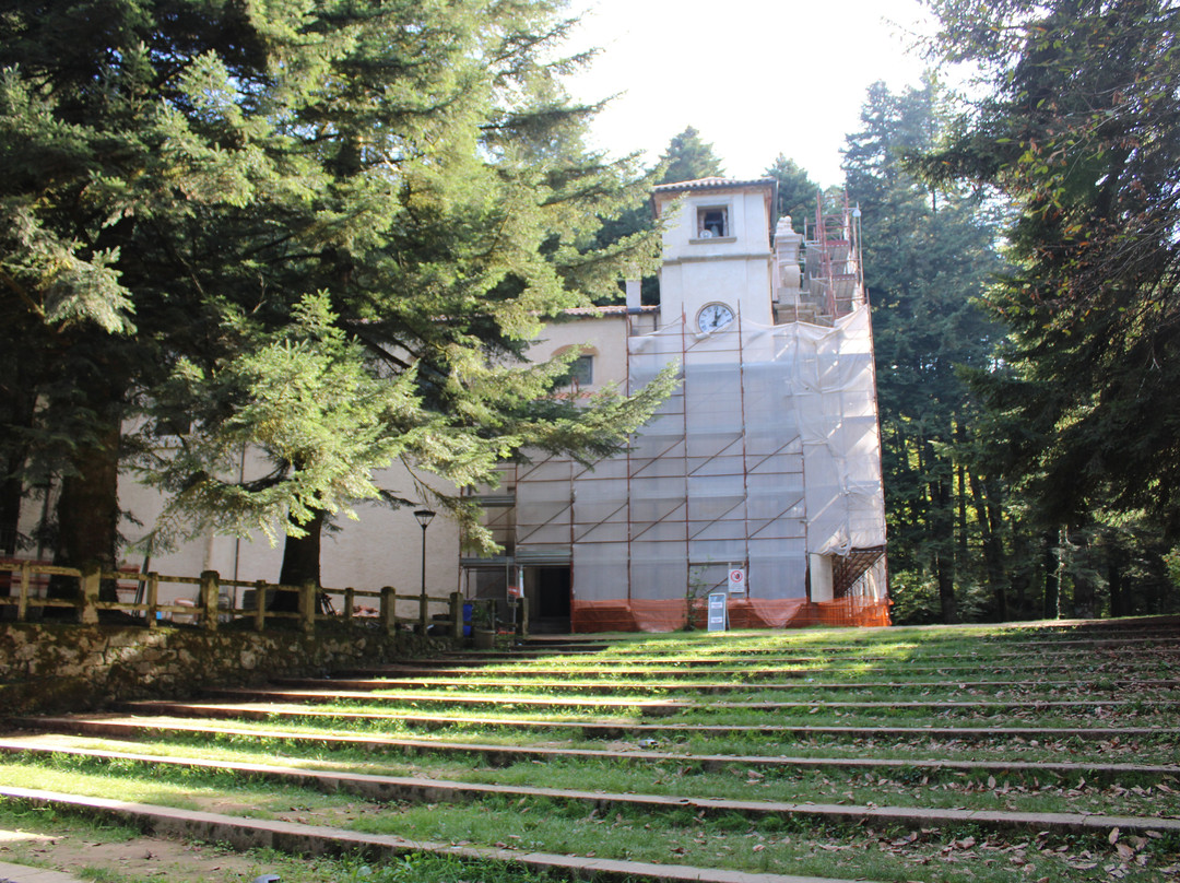 Santa Maria Nel Bosco Santuary景点图片