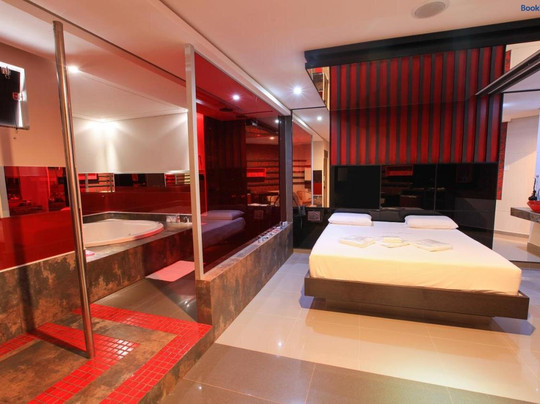 Frenesi Motel Rondon