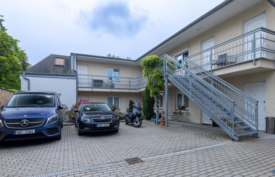 Radonice酒店住宿-Penzion Rodos