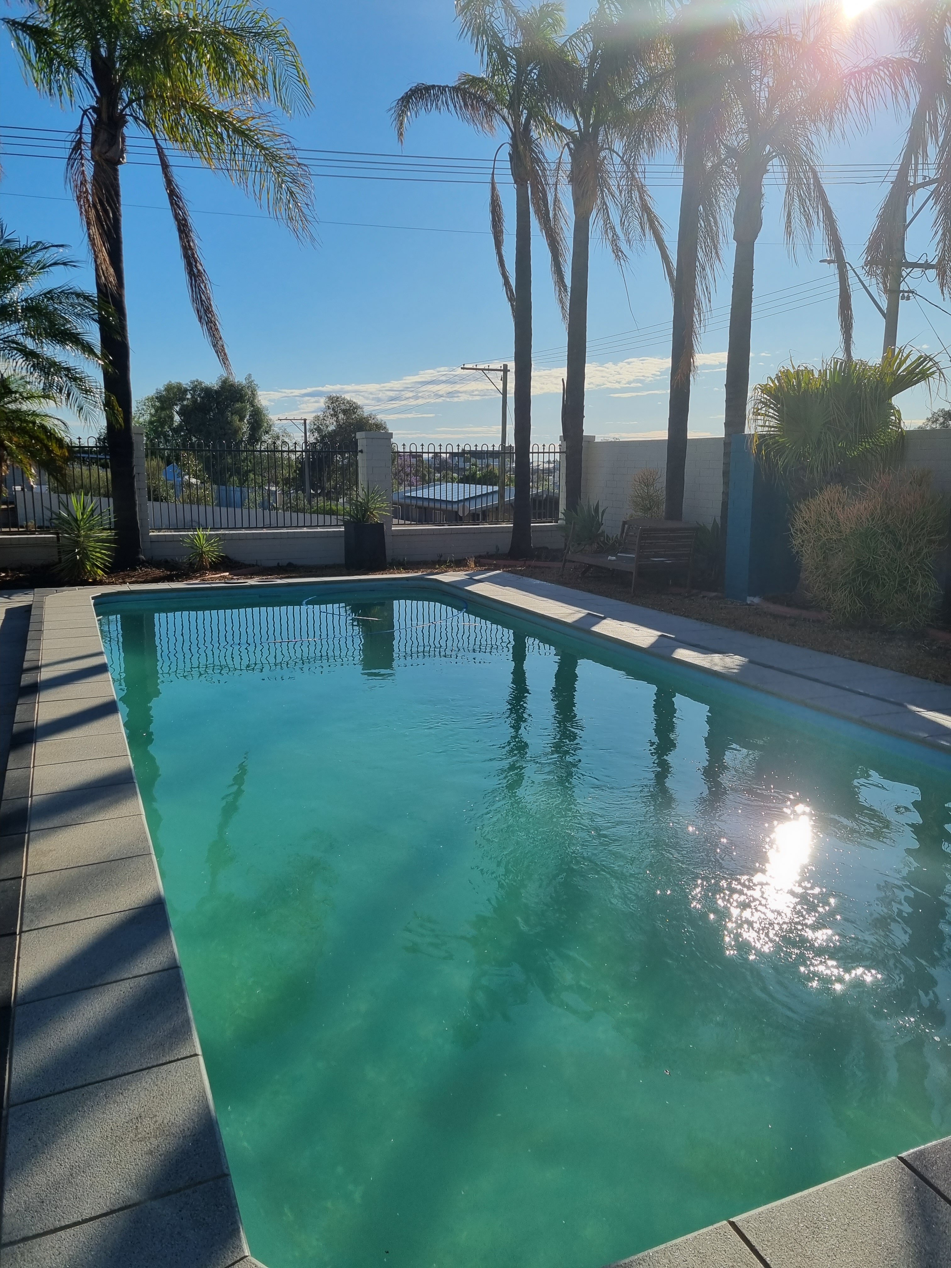 山顶汽车旅馆-官方