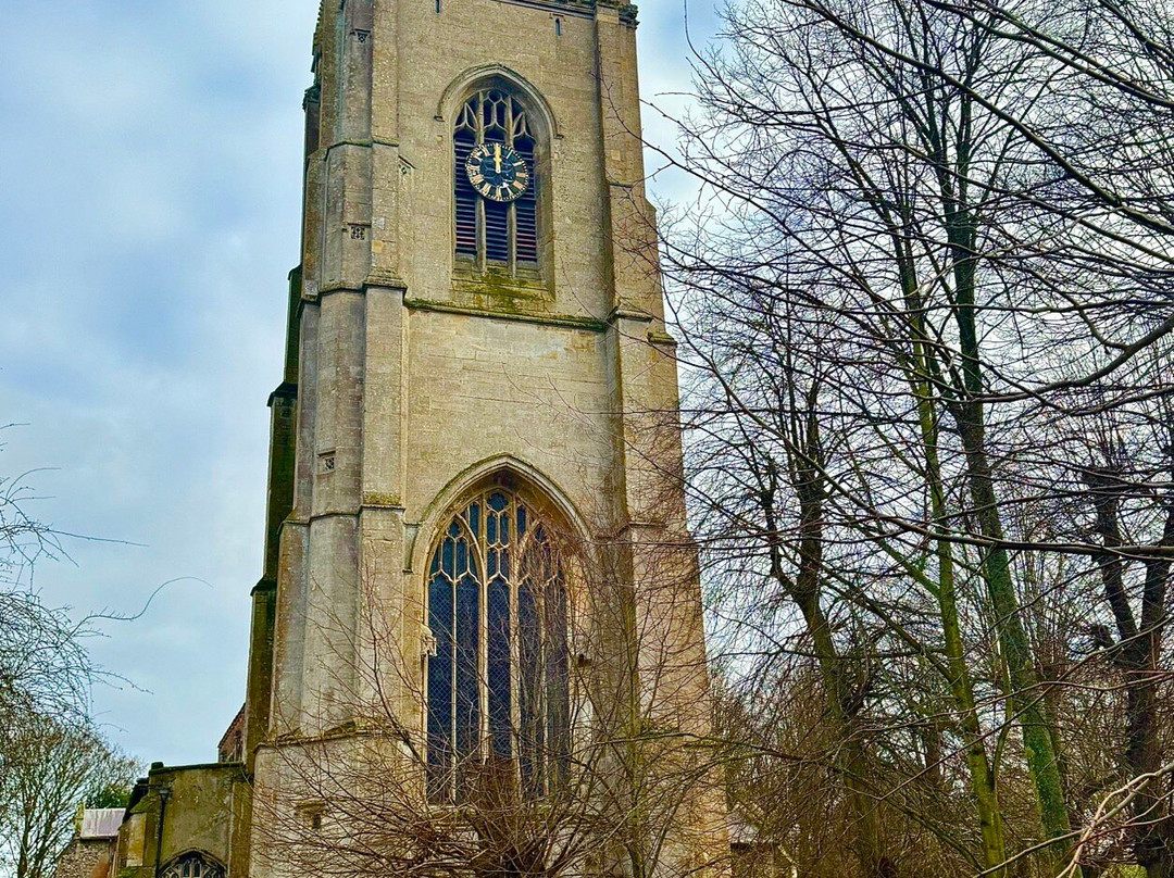 St Peter & St Paul Church景点图片