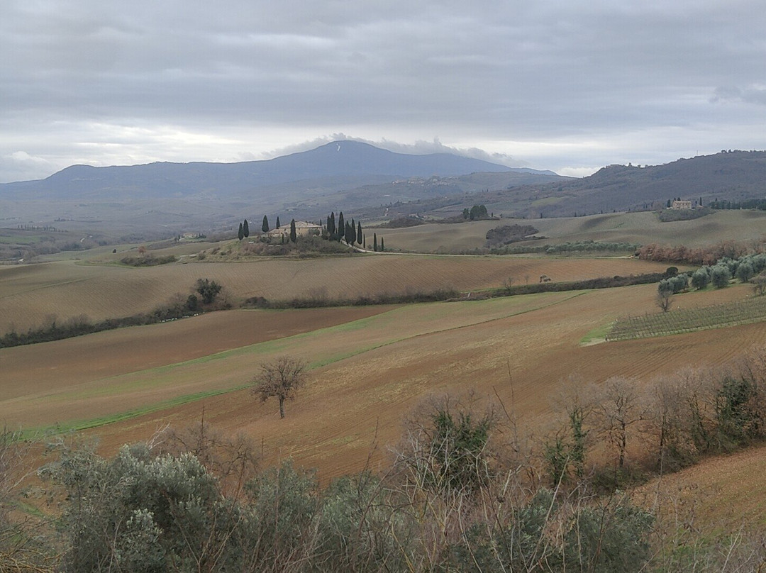 布卡贝鲁吉农庄酒店主图