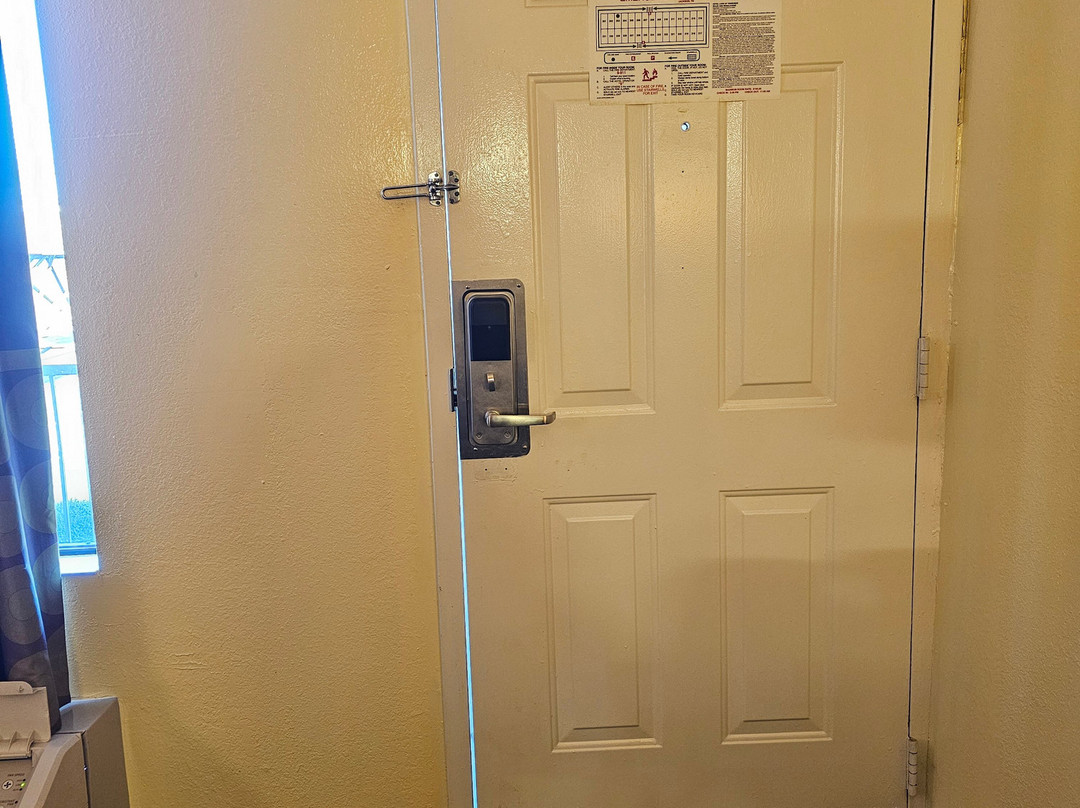 Super 8 by Wyndham Jackson主图