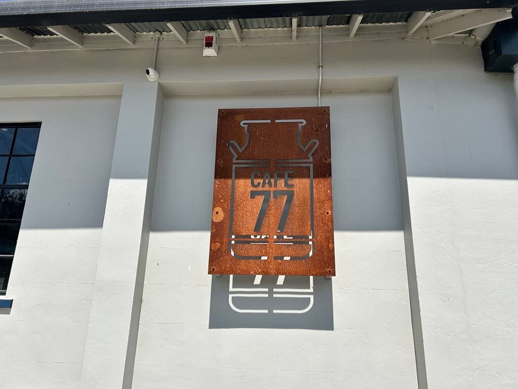 Café 77, Manawaru Village