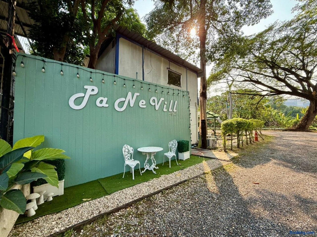Paneeville Resort