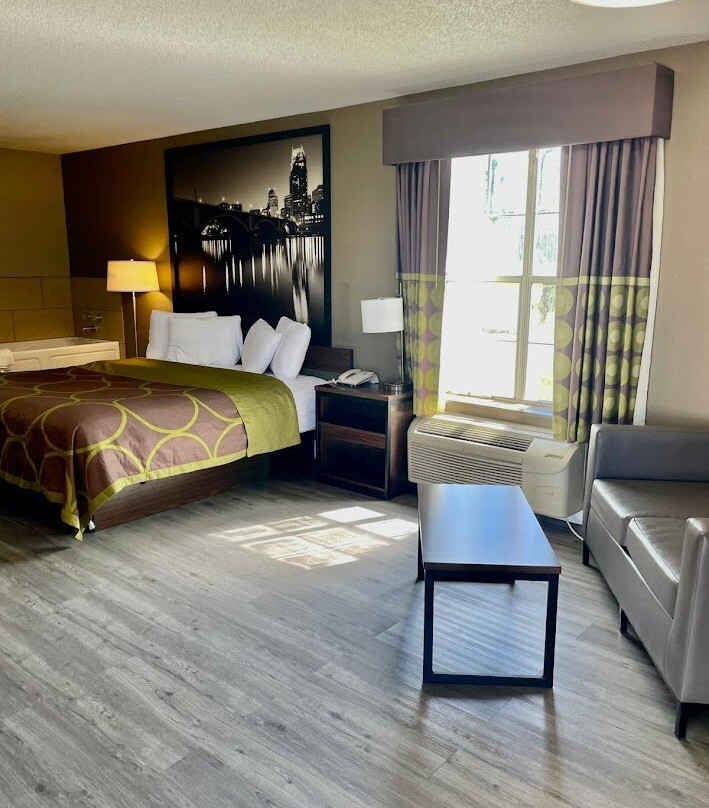 Super 8 By Wyndham Bay St. Louis主图