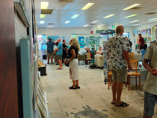 Artists at Work-凯恩斯必去景点