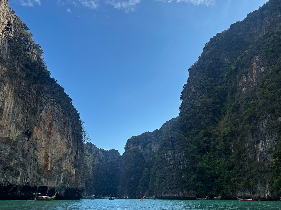 Phi Phi Pirate Boat-大皮皮岛必去景点