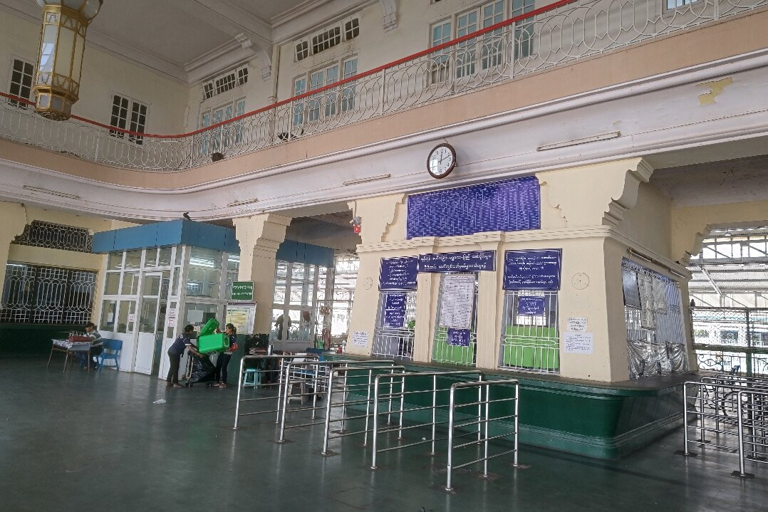 Yangon Central Railway Station-仰光必去景点