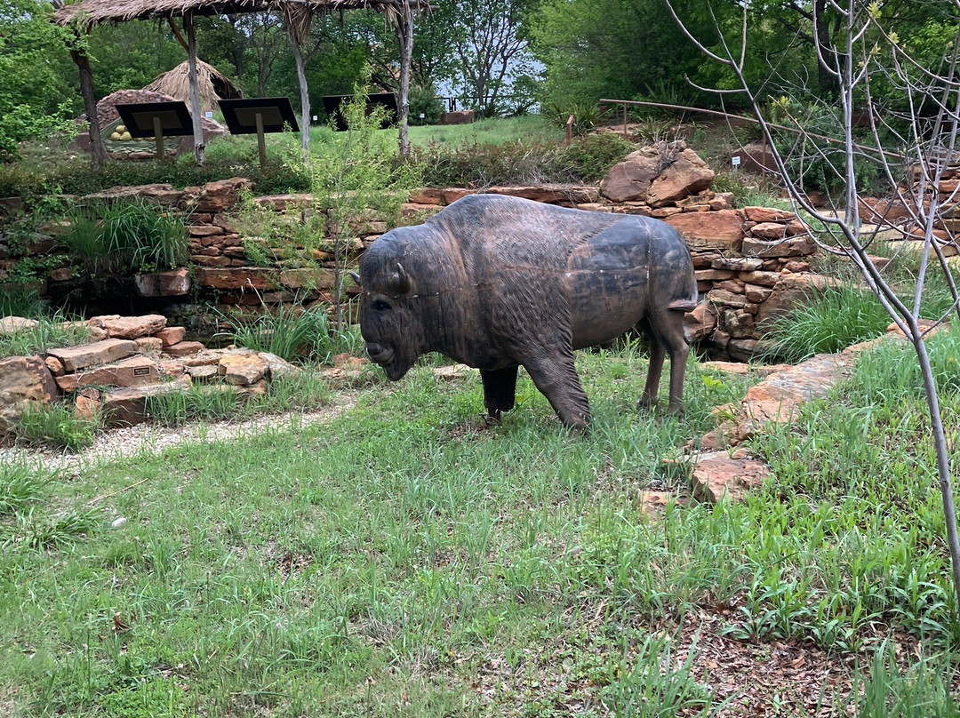 J. Waddy Bullion Gardens-Goldthwaite必去景点