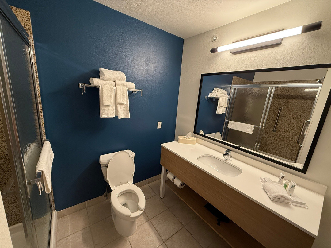 Spark by Hilton Washington Meadowlands Blvd主图