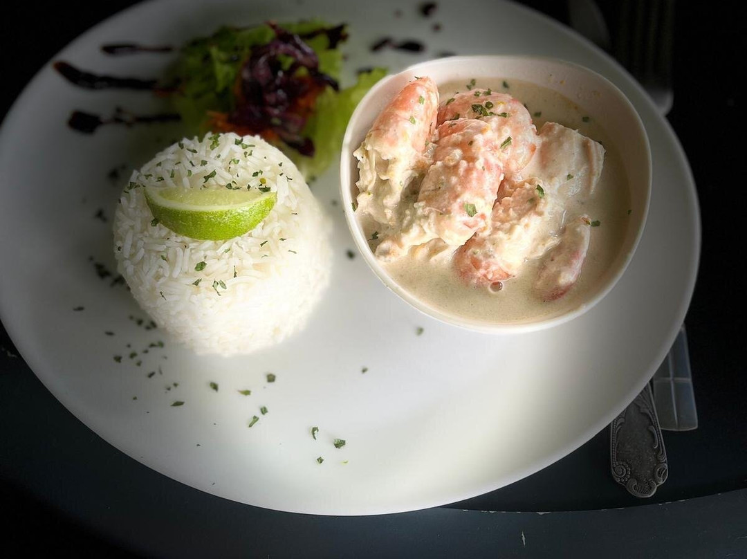 Les Délices Du Bassin Bleu