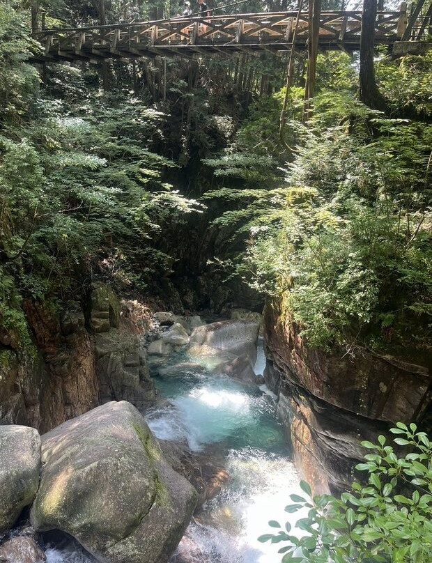 Ryujin Falls-中津川市必去景点