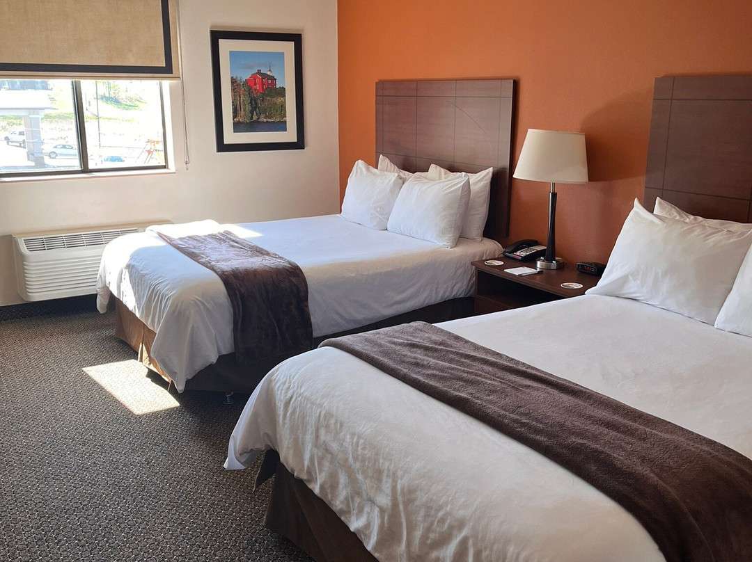 My Place Hotel-Marquette, MI主图