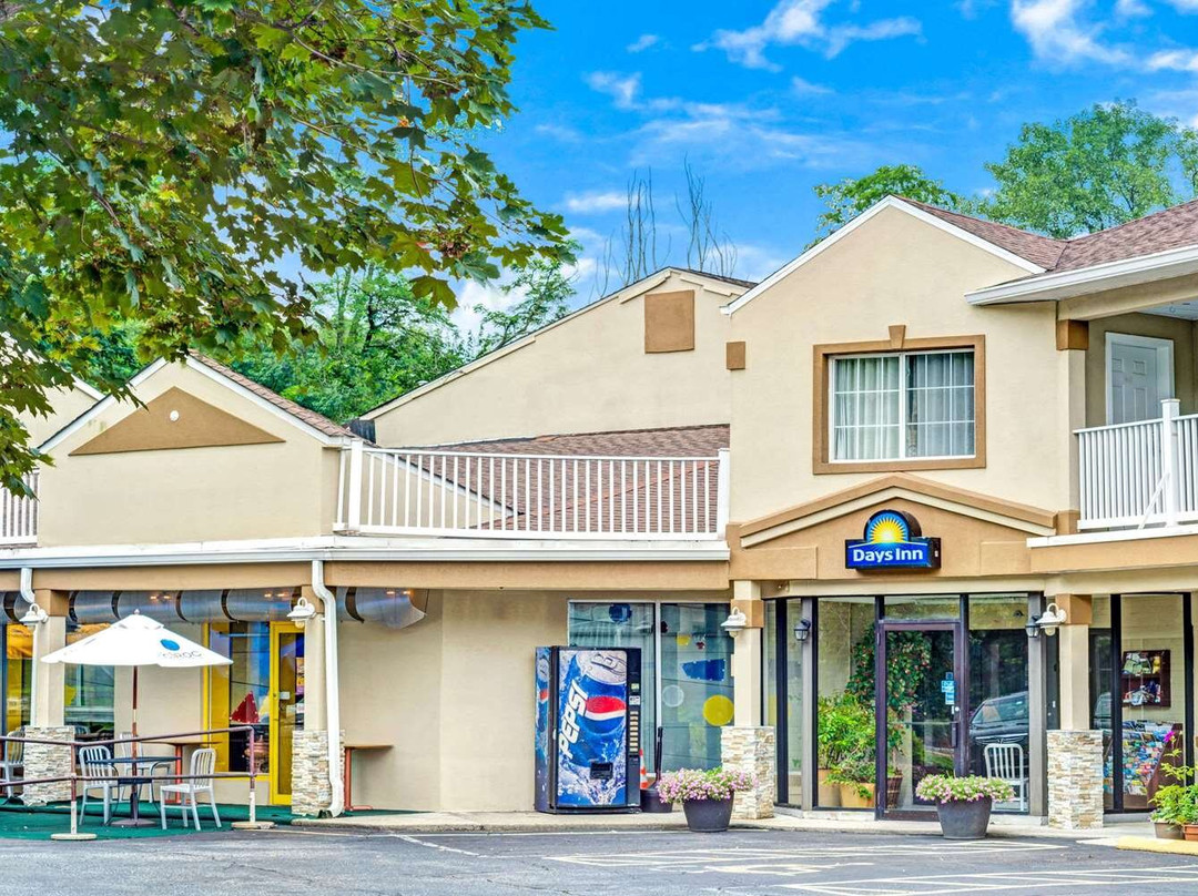 Days Inn by Wyndham Ridgefield