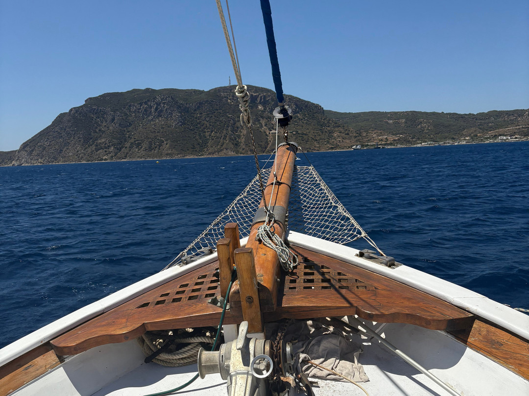 Zeus Superior Cruises-卡达米那必去景点