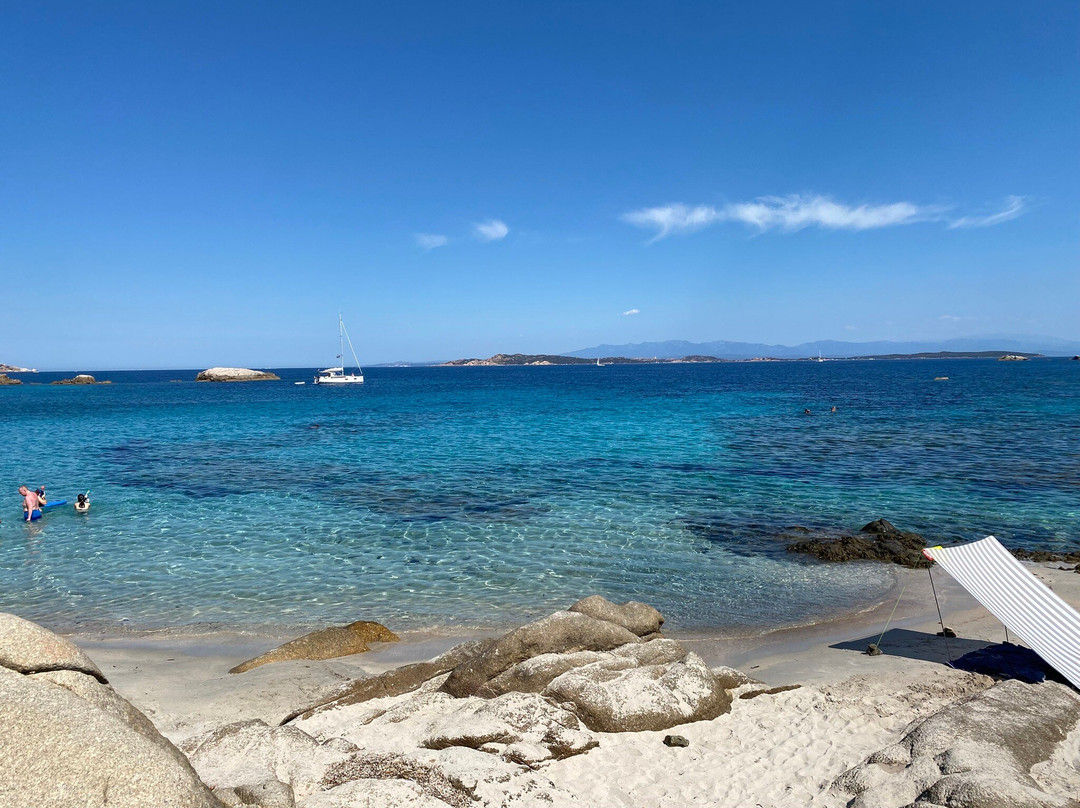 Spiaggia Bassa Trinita-拉马达莱娜必去景点