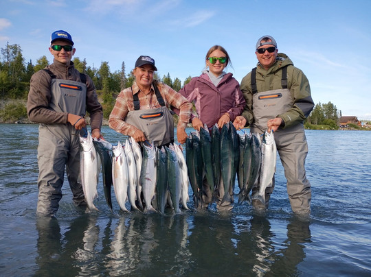 Kenai Wild Fishing-基奈必去景点