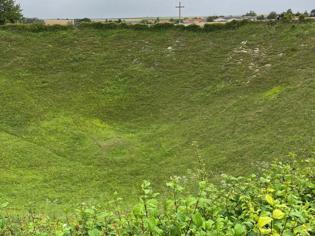 Lochnagar Crater-Ovillers-la-Boisselle必去景点