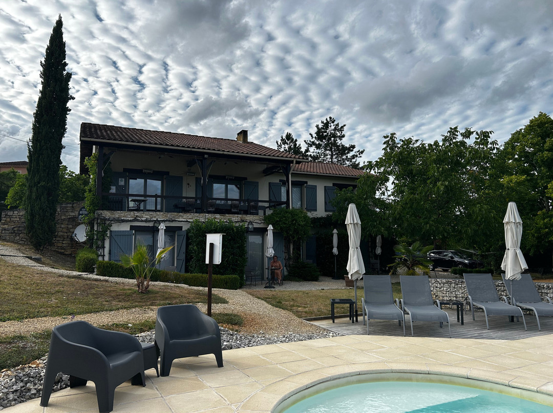 Les Trois Collines主图