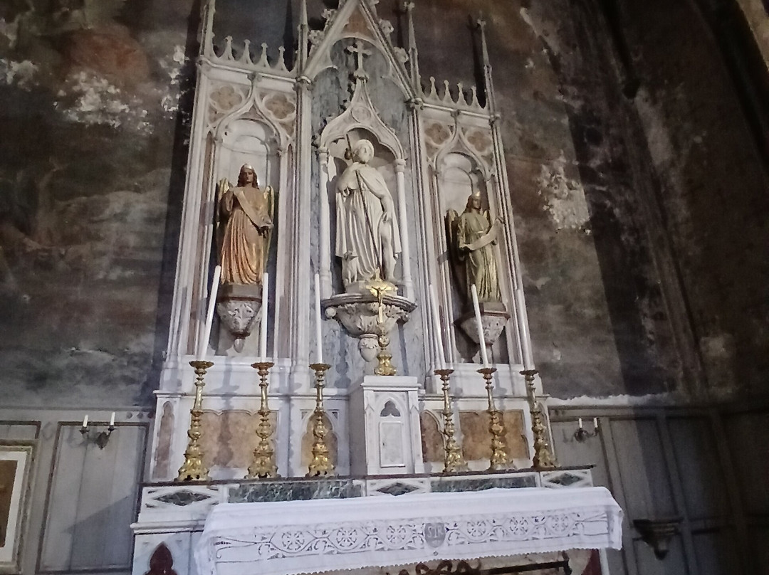 Église Saint-Paul-纳博讷必去景点