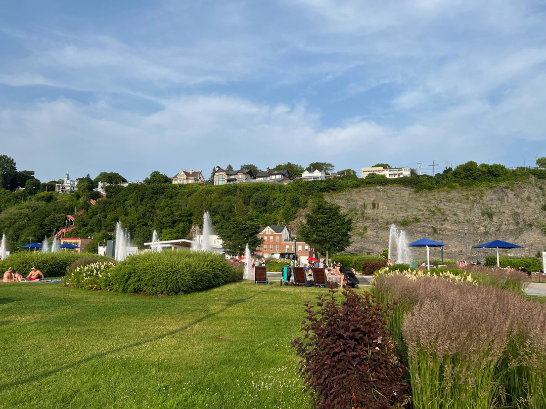 Four Points by Sheraton Levis Convention Centre主图