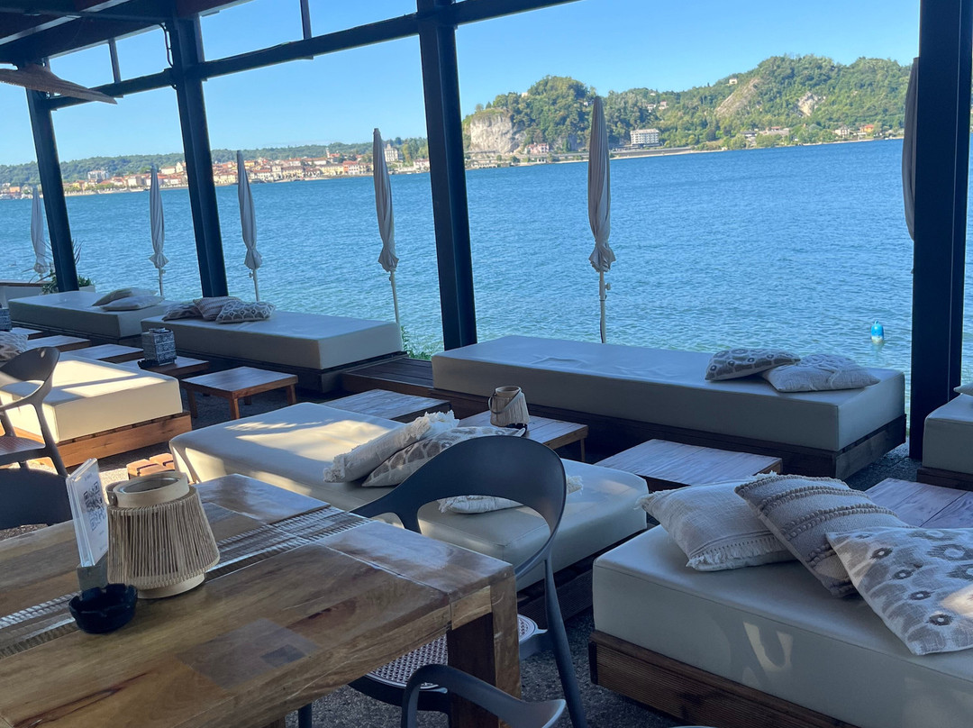 Lounge Bar La Noce-Angera必去景点