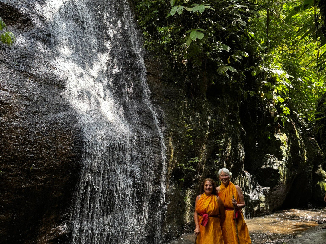 Toyo Bulan Waterfalls-Tembuku必去景点