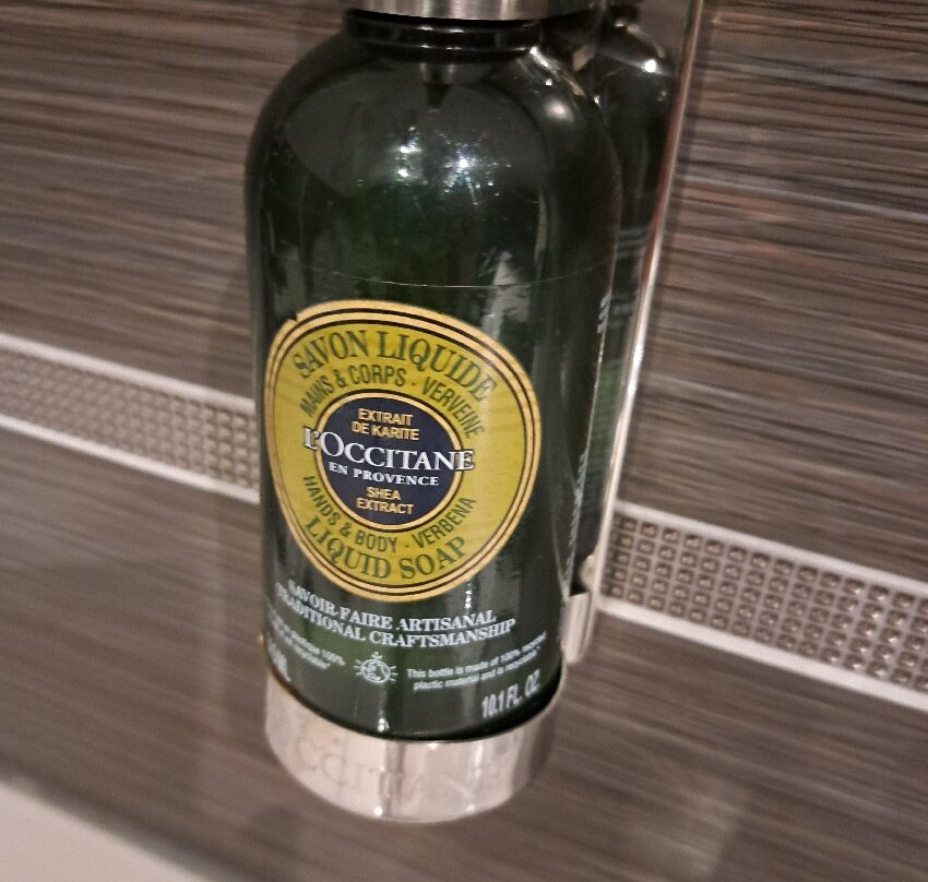 The Clarence Boutique Rooms主图