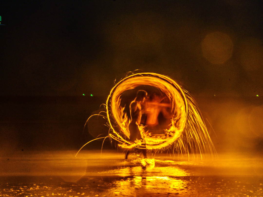 Eden Beach Resort By EHM主图