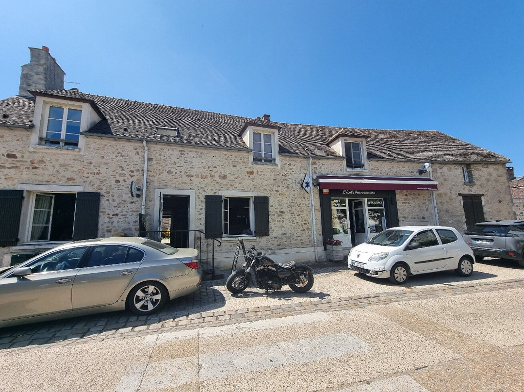 L'Ecole Buissonnière主图